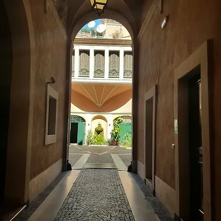 Unica Aparthotel Rome