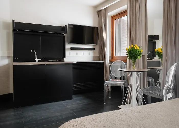 Unica 4* Roma