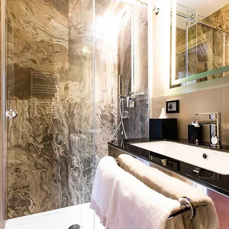 Apartahotel Unica 4*