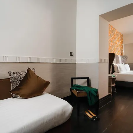 アパートホテル Unica 4*