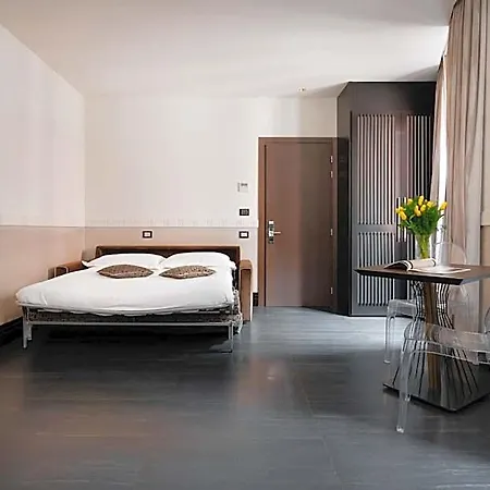 Unica 4* Róma