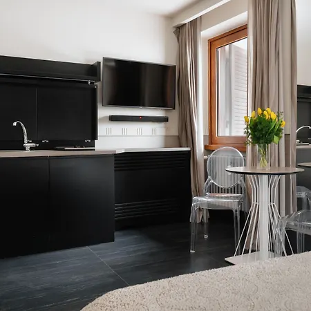 Unica 4* Róma