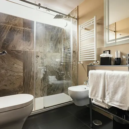 Lejlighedshotel Unica 4*