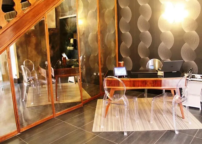 Unica 4*